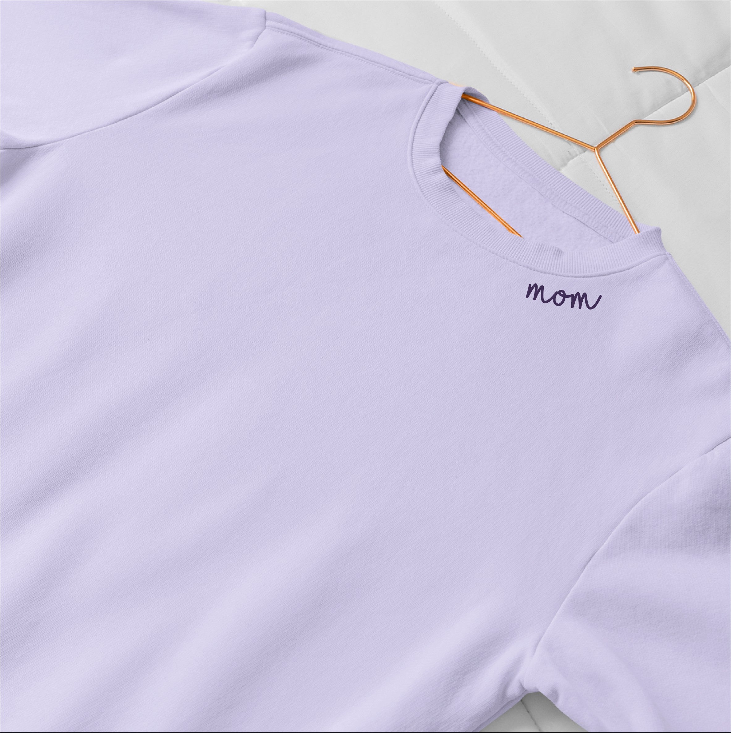 Embroidered Collar Organic Cotton Sweatshirt "Mom"